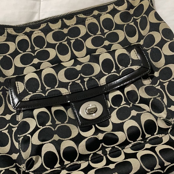 Coach purse and wallet - Picture 5 of 6